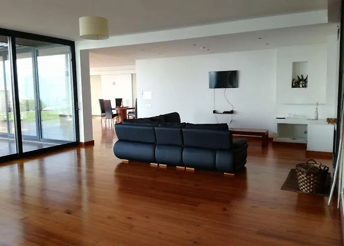 Super Luxury Views And Panoramic Lift Vila Funchal (Madeira)