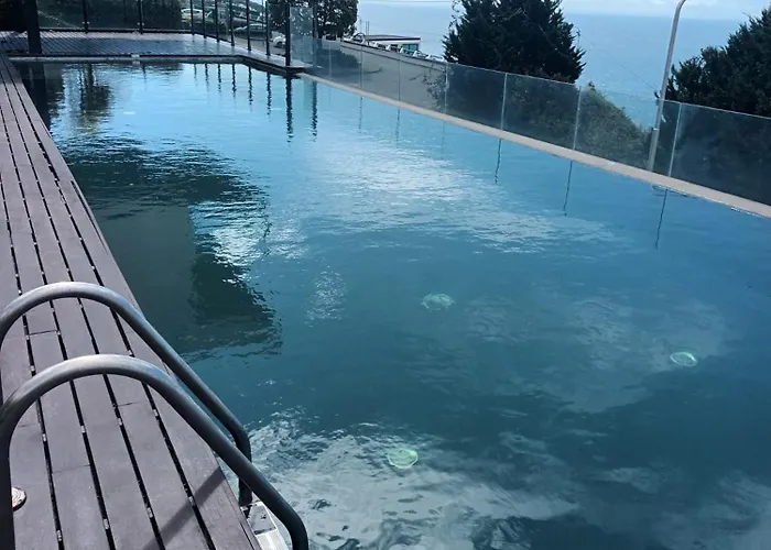 Super Luxury Views And Panoramic Lift Vila