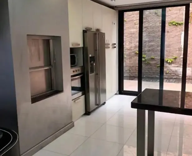 Super Luxury Views And Panoramic Lift Vila Funchal (Madeira)