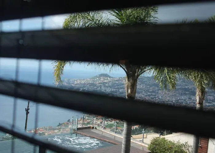 Super Luxury Views And Panoramic Lift * Funchal (Madeira)