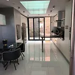 Super Luxury Views And Panoramic Lift Фуншал