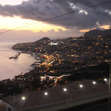 Super Luxury Views And Panoramic Lift