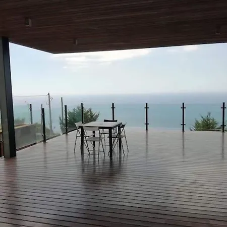 Super Luxury Views And Panoramic Lift * Φουνκάλ