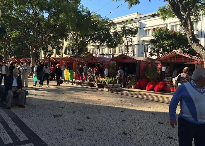 Super Luxury Views And Panoramic Lift