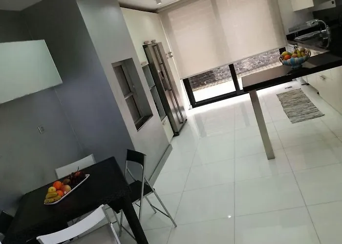 Super Luxury Views And Panoramic Lift