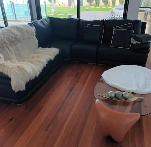 Super Luxury Views And Panoramic Lift Villa *